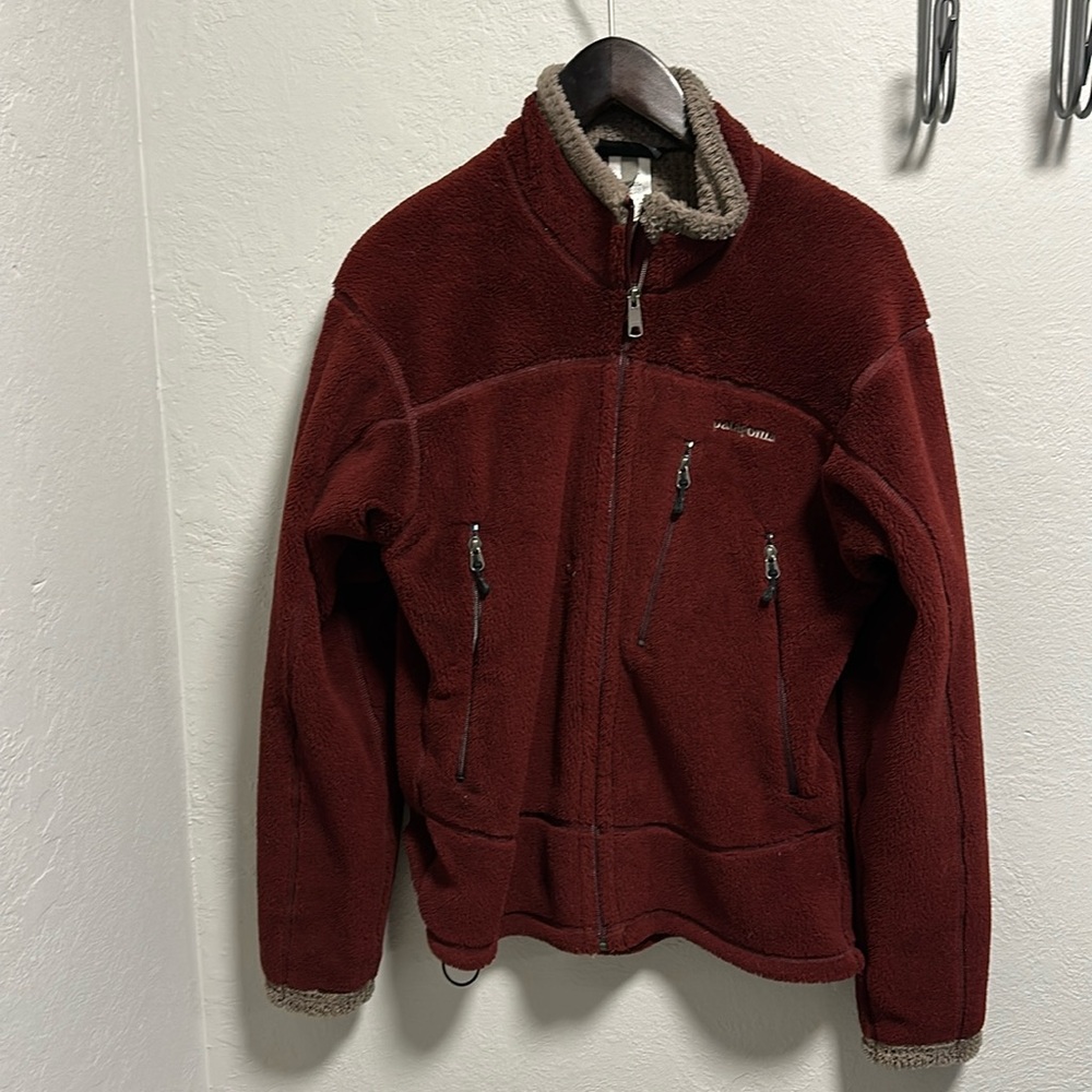 Patagonia R4 jacket.
